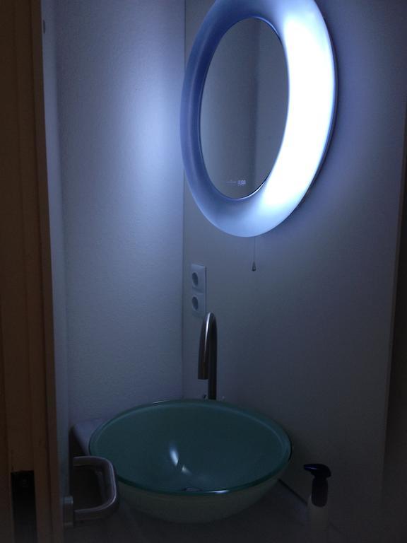 Hotel Business One