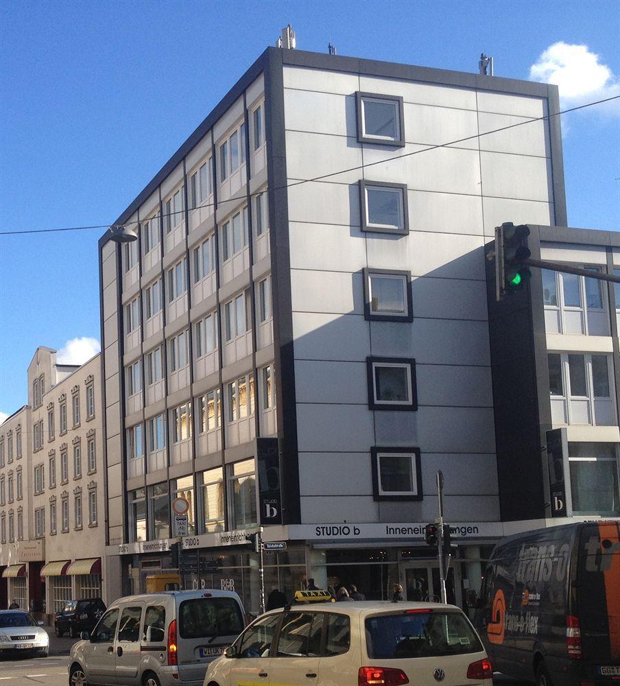 Business One Hotel 3*