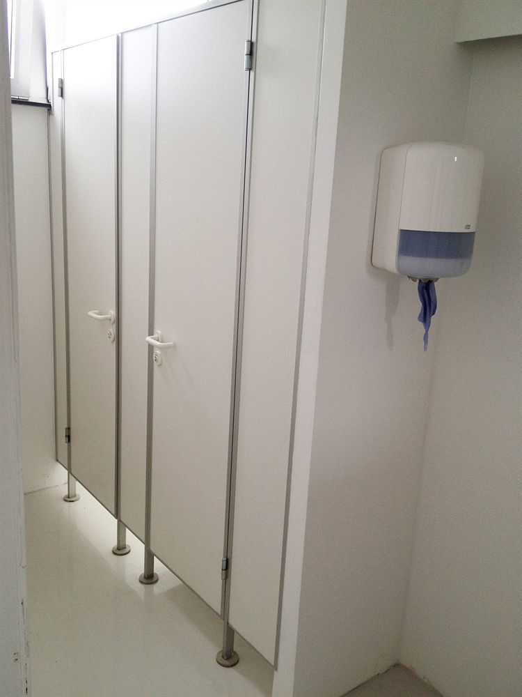 Business One Hotel